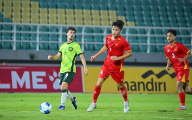 Ngược dòng đánh bại Australia, U17 Việt Nam vào chung kết