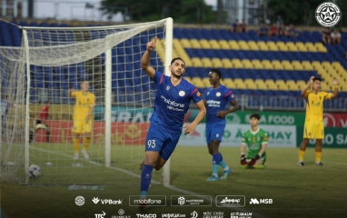 Thắng đậm SLNA, PVF CAND giành suất đá play-off trụ hạng