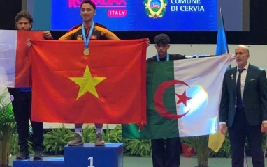 CHÍNH THỨC: Võ sĩ Việt Nam xuất sắc vô địch thế giới tại Italia