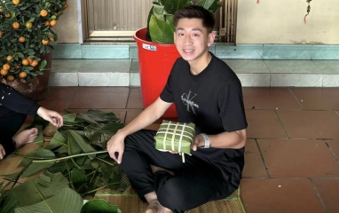 Trung vệ Nhật Minh gây sốt dịp Valentine