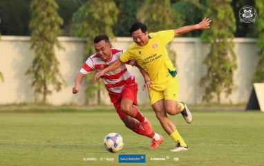 Dàn sao Việt kiều 'há hốc' trước đẳng cấp của HLV Lê Huỳnh Đức