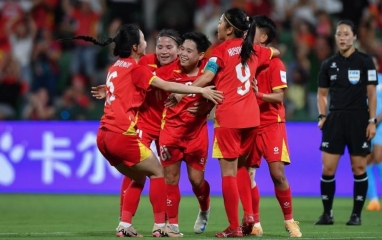 Highlights Việt Nam 2-1 Ấn Độ: Thi đấu bản lĩnh, Vạn Sự lập cú đúp siêu phẩm