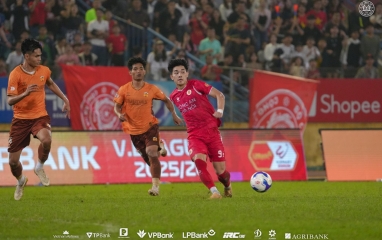 Đình Bắc chính thức lên tiếng giữa áp lực 'tịt ngòi' ở V-League
