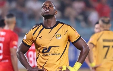 HLV Thanh Hoá mong Rimario bình tĩnh lại sau khi dừng tập luyện