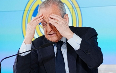 Florentino Perez 'thêm dầu vào lửa' tại Real Madrid