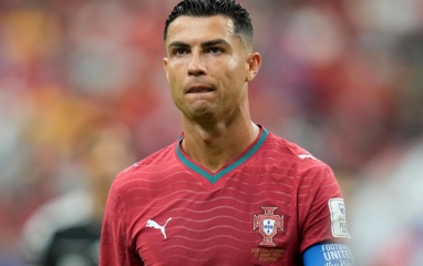Phản ứng của thế giới bóng đá sau màn trình diễn đáng quên của Ronaldo