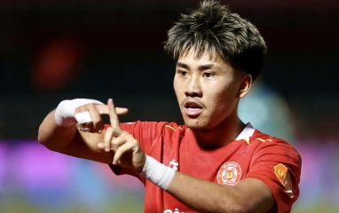 HLV Kim Sang-sik đặt niềm tin vào 'ẩn số' Việt Kiều: Cơ hội vàng hay cuộc đào thải khắc nghiệt?