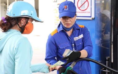 Giá xăng dầu hôm nay 21/7: Thị trường phân hoá, đón chờ tin vui
