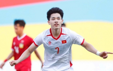 Sao nhập tịch ĐT Việt Nam chấn thương, cờ đến tay Đình Bắc