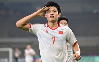 Tin nóng bóng đá chiều 24/7: Đình Bắc được báo Singapore ca ngợi trước thềm AFF Cup 2026