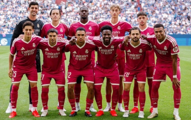 Mbappe nổ súng sớm, tân binh gây ấn tượng giúp Real Madrid thắng đậm Schalke