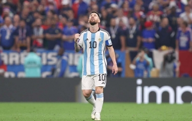Ngôi sao MU sẵn sàng sát cánh cùng Messi lần cuối
