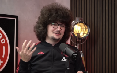 Ngôi sao số 1 MU nói điều bất ngờ về fan 500 ngày chưa cắt tóc