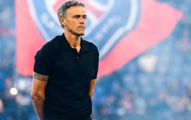 MU và PSG đại chiến vì Didier Drogba mới