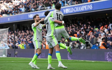 Arsenal nhận cảnh báo lạnh gáy từ thống kê hủy diệt của Man City