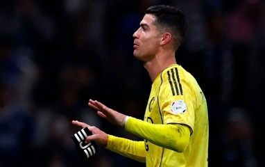 Cristiano Ronaldo đối mặt án treo giò 4 trận