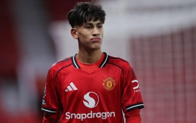 'Messi mới' của MU lại ghi siêu phẩm gây sốt