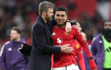 Chia tay Casemiro, MU chốt chiêu mộ 'máy quét đa năng' từ Real Madrid