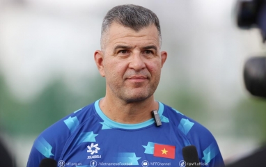 HLV Brazil nói lời thật lòng về con trai Quang Hải trước giải ĐNÁ