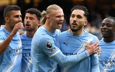 Man City trả giá cực đắt sau chiến thắng trước Arsenal