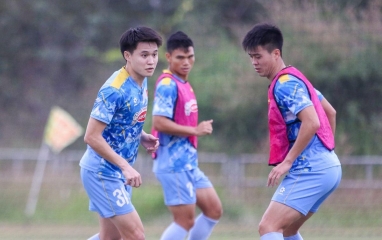 Tân binh ĐT Việt Nam phản lưới nhà khó tin tại V.League
