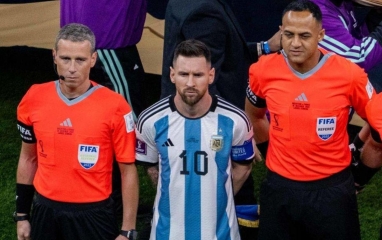 Argentina nhận tin vui về trọng tài trước đại chiến ĐT Anh
