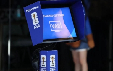 CHÍNH THỨC: FIFA phê duyệt 'VAR Light', bỏ vạch việt vị