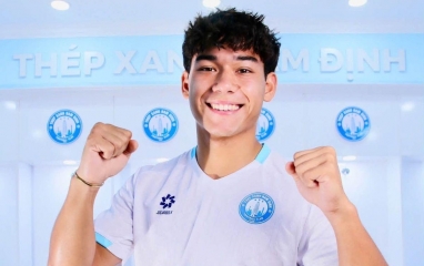 Thêm tiền vệ Việt kiều Gen Z chính thức cập bến V.League