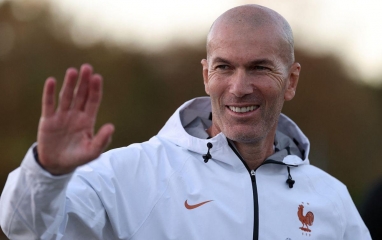 Zidane phá vỡ truyền thống của HLV vô địch World Cup ở ĐT Pháp