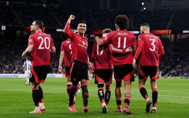 MU tính đổi nhà vua Champions League lấy 'quái vật tuyến giữa'