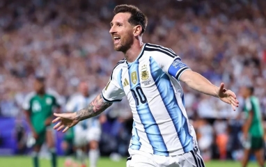Messi bất ngờ nhắc đến Ronaldo sau khi cân bằng kỷ lục ghi bàn tại World Cup