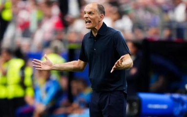 Tuchel nổi nóng với trụ cột ĐT Anh ngay trên sân