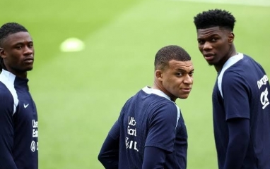 Chuyển nhượng MU 17/8: Carrick nhắm sao 43 triệu bảng, Man United muốn có ngôi sao nước Pháp