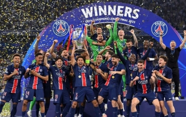 Không cần bán trụ cột, PSG vẫn thu về gần nửa tỷ Euro