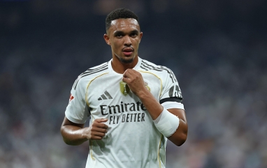 Alexander-Arnold sắp có động thái mới tại Real Madrid