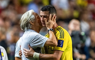 Rời Ả Rập, HLV Al Nassr sẽ tái ngộ Ronaldo tại bến đỗ vĩ đại