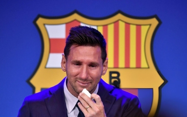 UEFA 'từ chối' để Messi trở lại thi đấu tại Camp Nou