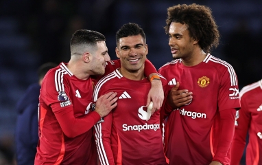Nối gót Casemiro, tiền đạo ghi 9 bàn chốt rời Old Trafford
