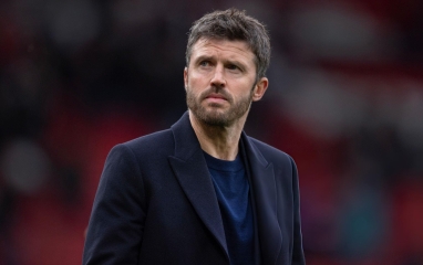 HLV Carrick cảnh báo MU về suất dự Champions League