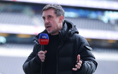 Gary Neville: 'Arsenal sa sút phong độ trầm trọng trước Man City'