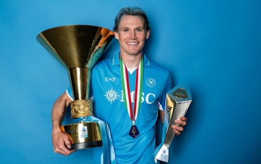 Scott McTomiany ra phán quyết cập bến Ả Rập Xê Út