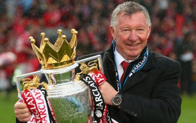 Sir Alex bất ngờ cổ vũ Man City và Liverpool