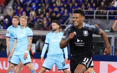 Watkins tỏa sáng, Aston Villa nắm chắc vé vào bán kết Europa League