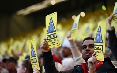 Người hâm mộ Liverpool lên tiếng trong trận thắng Crystal Palace