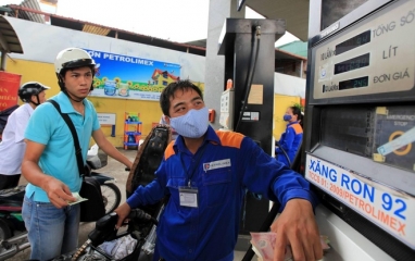 Giá xăng dầu hôm nay 27/8: Dầu thế giới giảm