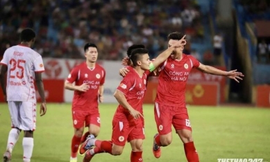 Quang Hải chính thức đi vào lịch sử bóng đá Việt Nam