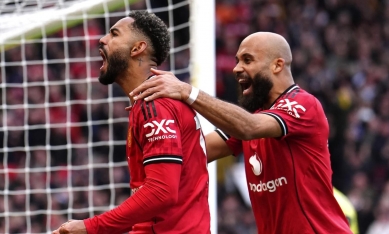 Thắng thuyết phục Aston Villa, MU giữ chắc suất dự Champions League