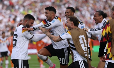 Siêu dự bị lập cú đúp, Đức ngược dòng nghẹt thở vào vòng knock-out World Cup 2026