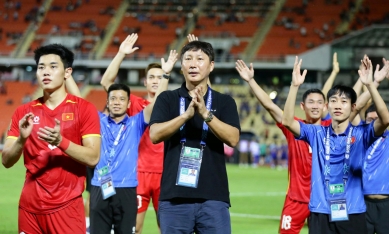CĐV ĐNÁ phản ứng cực mạnh khi biết Việt Nam sắp đối đầu chủ nhà World Cup