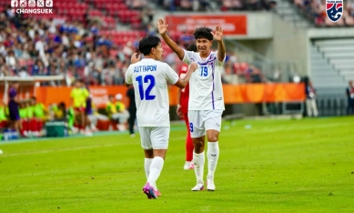 Ngược dòng thắng đậm Hồng Kông, U23 Thái Lan 99% vào tứ kết ASIAD 2026